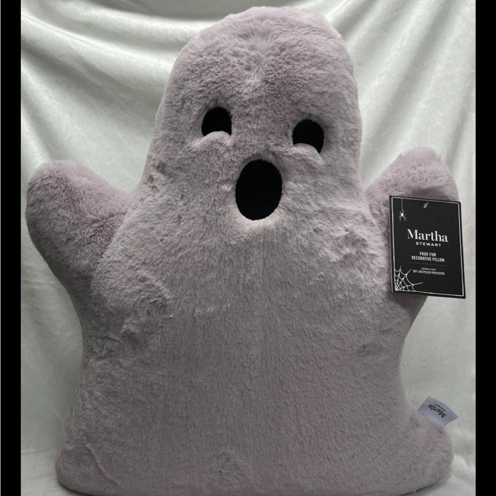 Martha Stewart Super Soft Purple Ghost Throw Pillow Halloween
